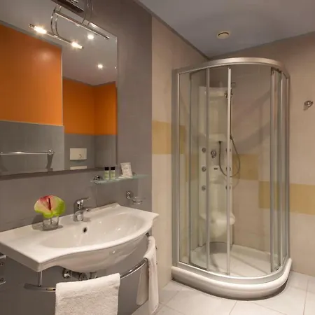Hotel Mediterraneo 4*
